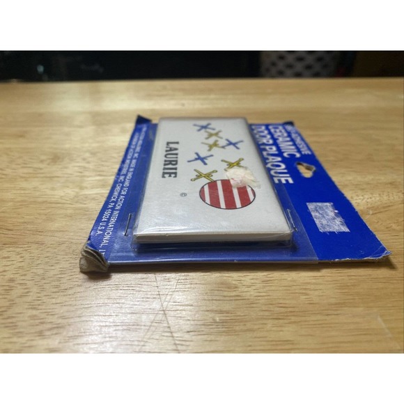 Vintage Dead Stock LAURIE With The Game Jacks Ceramic Name Plaque Wall Sign 1984 - Picture 5 of 12